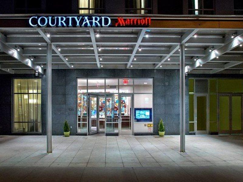 Courtyard By Marriott New York Manhattan/Chelsea Экстерьер фото